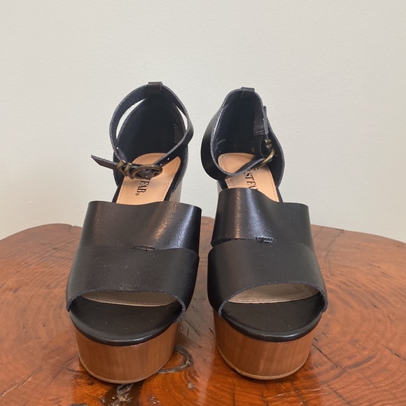JustFab Paoloa Black/Brown Wedges, Size 8 - Picture 2 of 6